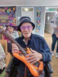 80s5 Wellbeing longview