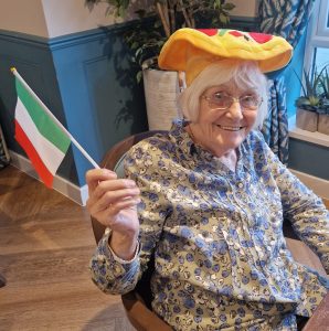 Italian 3 Rose House