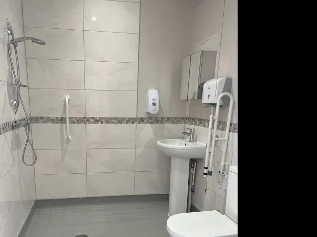 Toilet 209