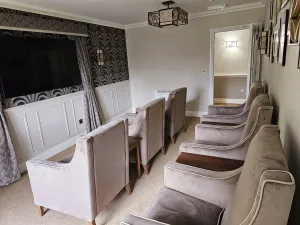 Warmed up photo Cinema Room jpg