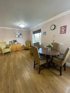dining1