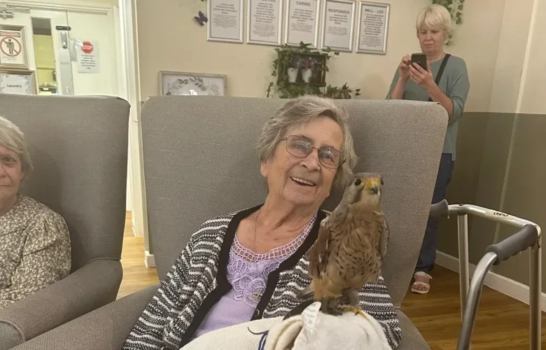 Ashwood Home Residents Enjoy a Unique Close Encounter with Birds of Prey 7 3 jpg e1721749428948