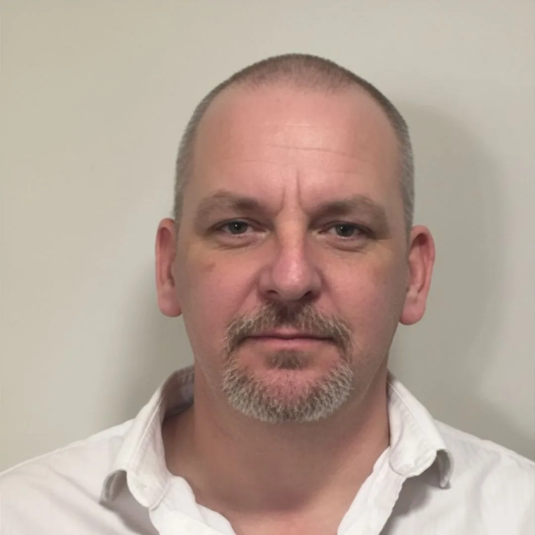 Manager profiles (16)