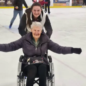 ICE SKATING 2 PAM AND ELLA Manager Woodbury e1741173765946