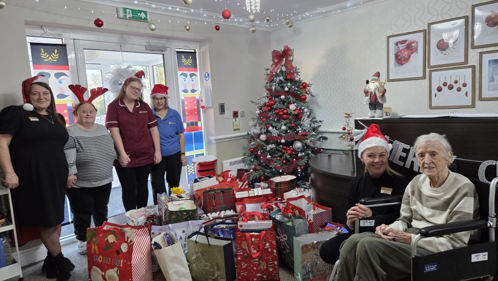 DUNELM 1 Manager Woodbury