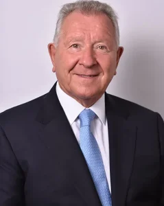 Gordon Sanders web jpg 450x565 1