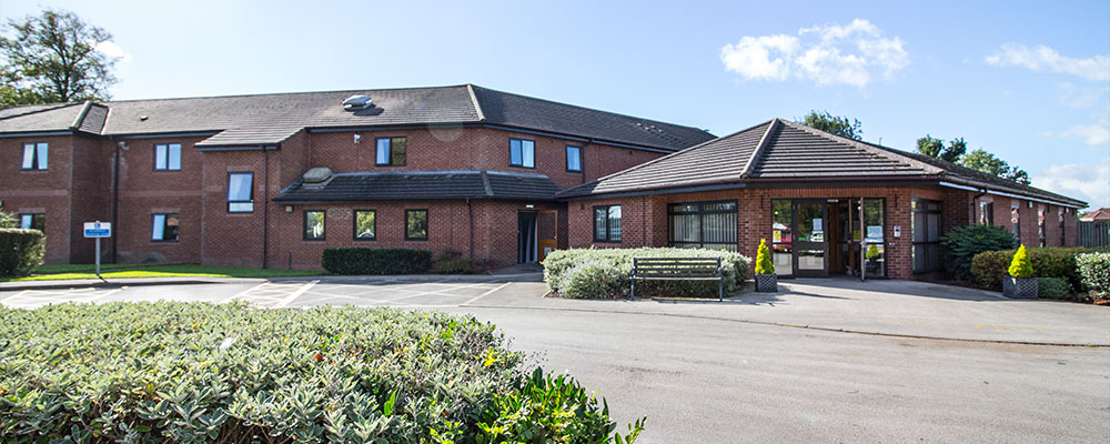 Maun View Care Home exterior, Mansfield, Nottinghamshire