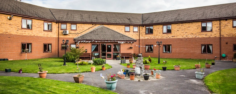 Westwood Care Home exterior, Worksop, Nottinghamshire