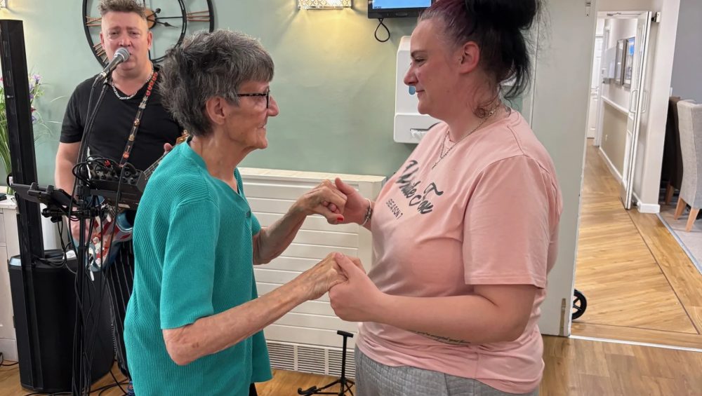 Easter Party Fills Ashwood Care Home with Music and Smiles 1 easterparty4 Wellbeing Ashwood scaled jpg e1775556161481