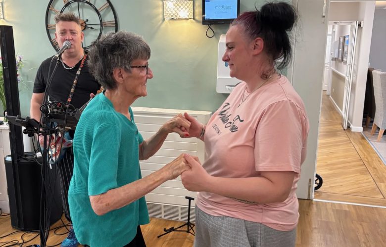 easterparty4 Wellbeing Ashwood scaled jpg e1775556161481